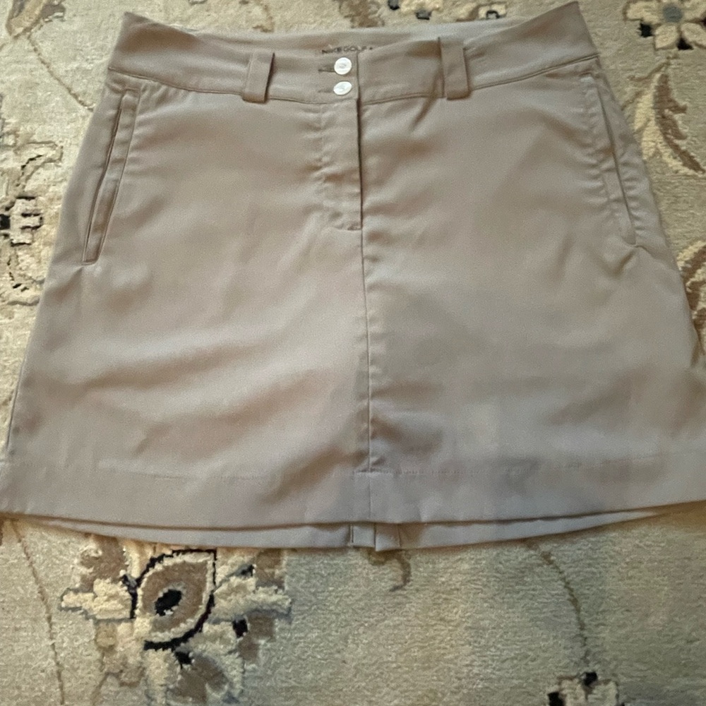Nike gray golf skirt